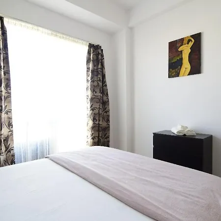 Square - View Of Appartement Bucarest