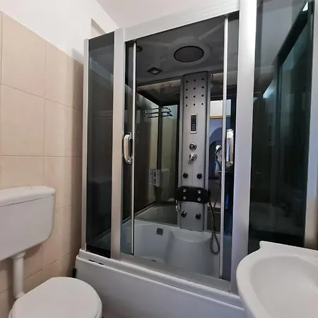 Apartament Square - View Of *